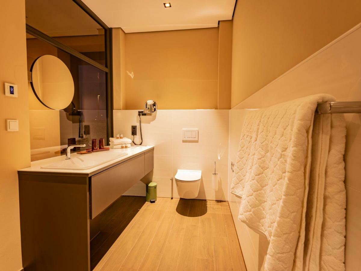 Ohana Suite By Zzn Im Zahnzentrum Nord Emden Bagian luar foto
